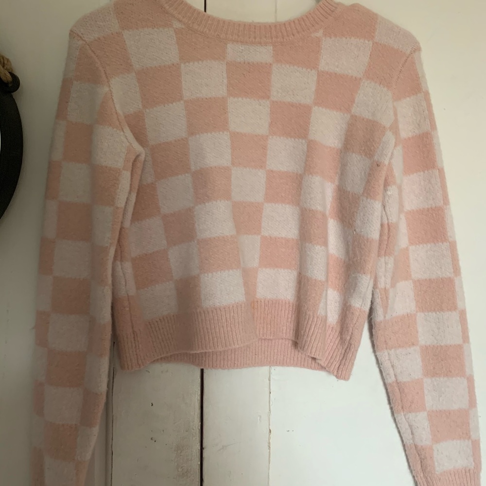 Size Small Forever 21 Baby Pink, Checkered Sweater